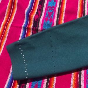 Lululemon aqua leggings